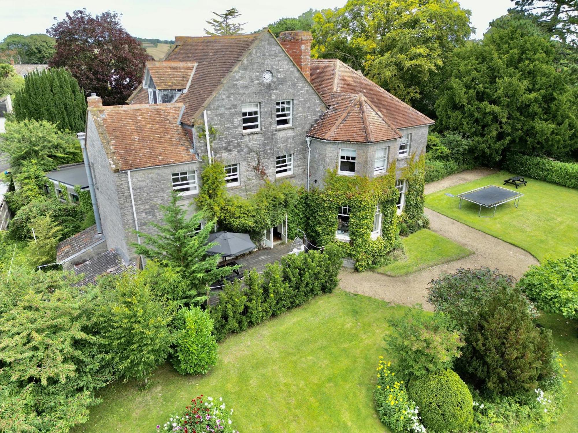 The Mount Somerton Retreat - Nr Bruton, Glastonbury, The Spectacular Wells Cathedral, Millfield School, Leonardo Helicopters, Yeovilton Luaran gambar