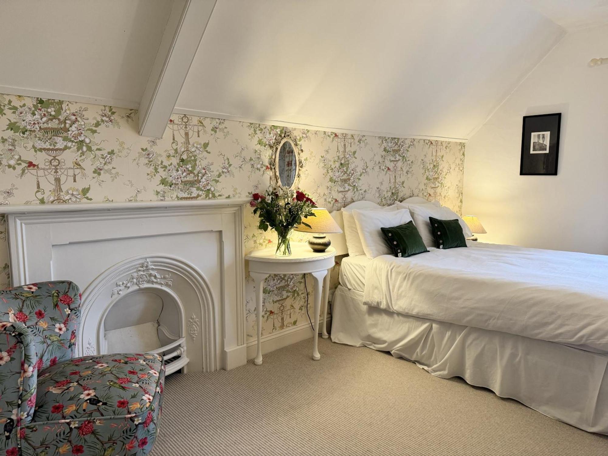 The Mount Somerton Retreat - Nr Bruton, Glastonbury, The Spectacular Wells Cathedral, Millfield School, Leonardo Helicopters, Yeovilton Luaran gambar